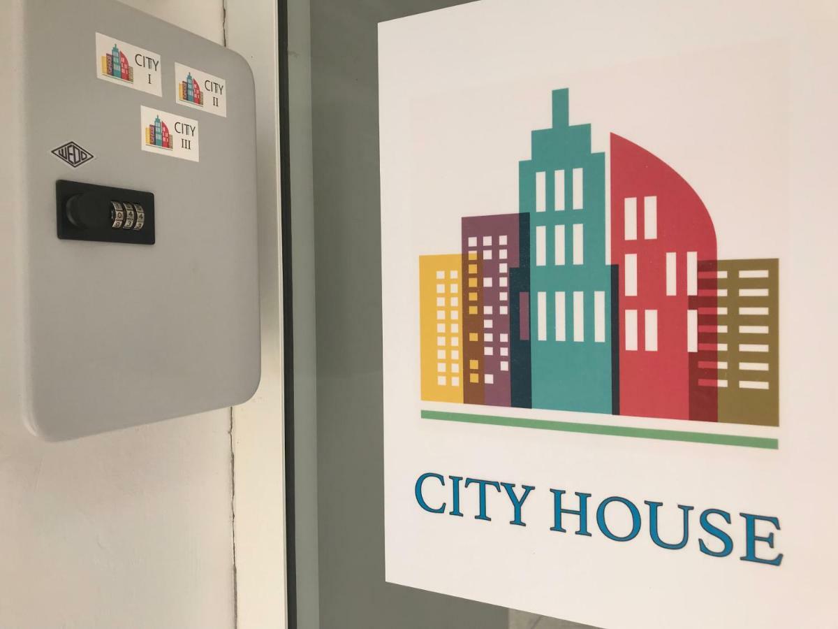 קלמאטה City House 1 מראה חיצוני תמונה